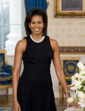 luscious pearl photos - pearls Michelle Obama.jpg
